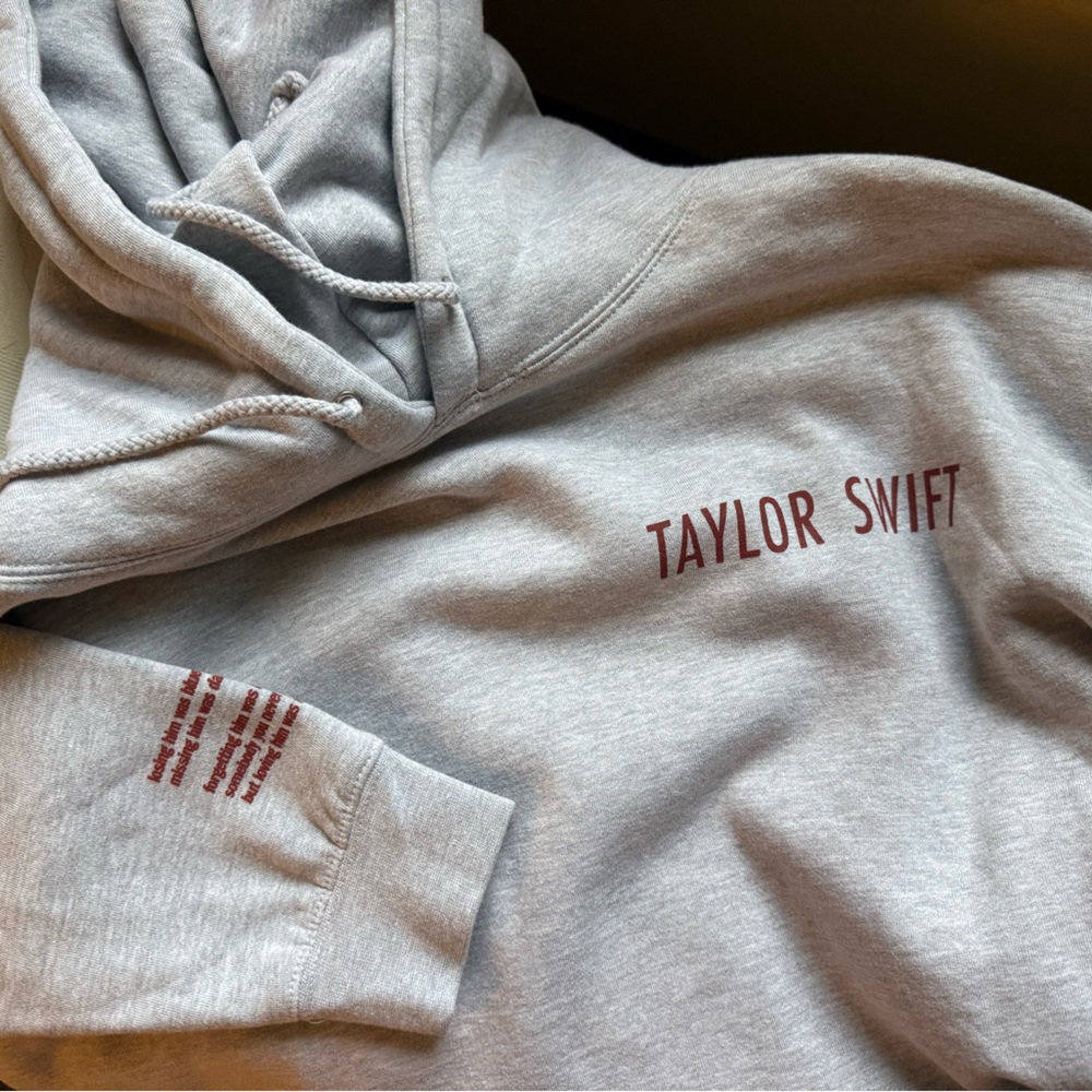 Taylor Swift RED hoodie like new